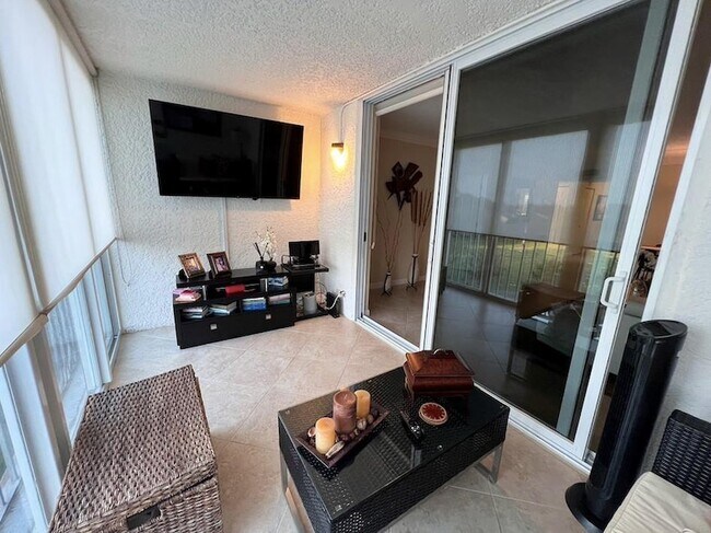 Photo - 4550 NW 18th Ave Unit 506