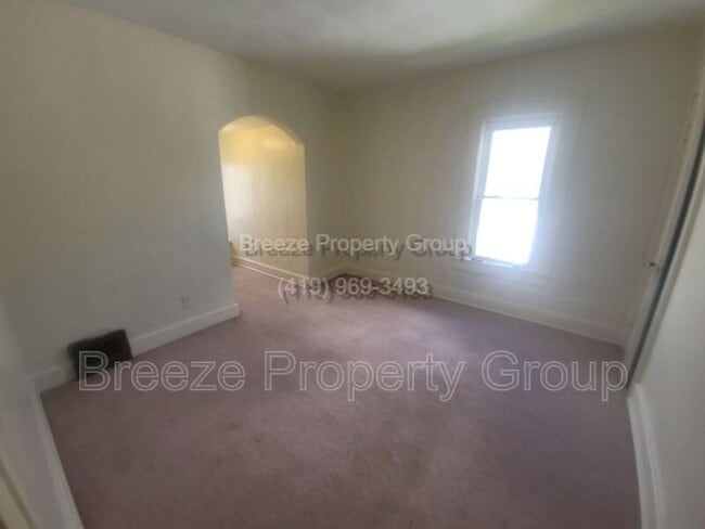 Photo - 1436 W High St