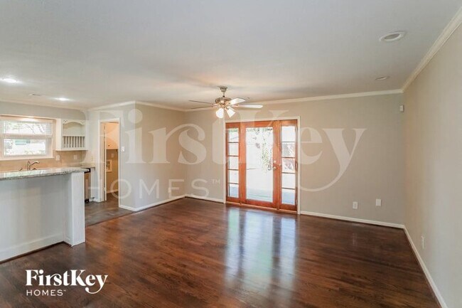 Photo - 3439 Timberview Rd