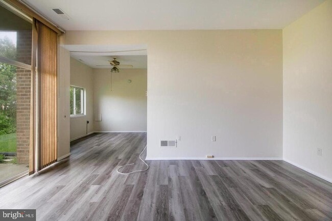 18730 Walkers Choice Rd Unit 2
