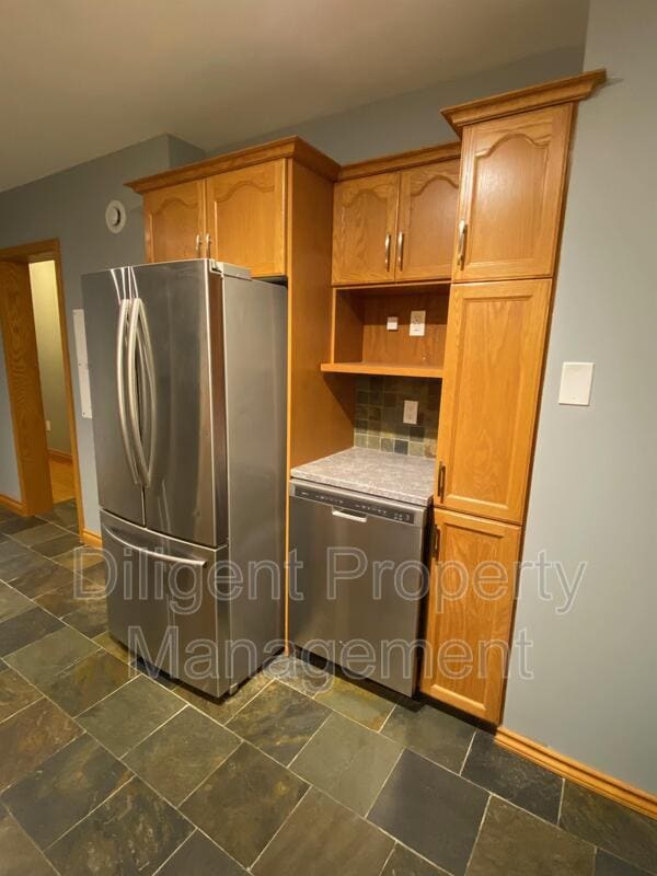 Photo - 369 Applegrove Ave