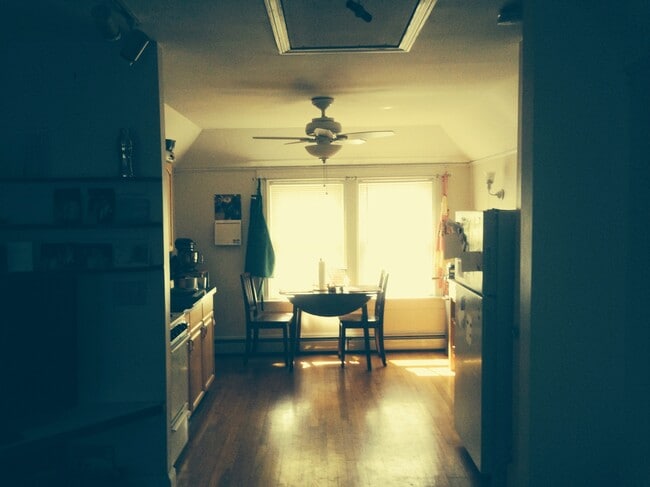 Photo - 889 Hope St Unit 3