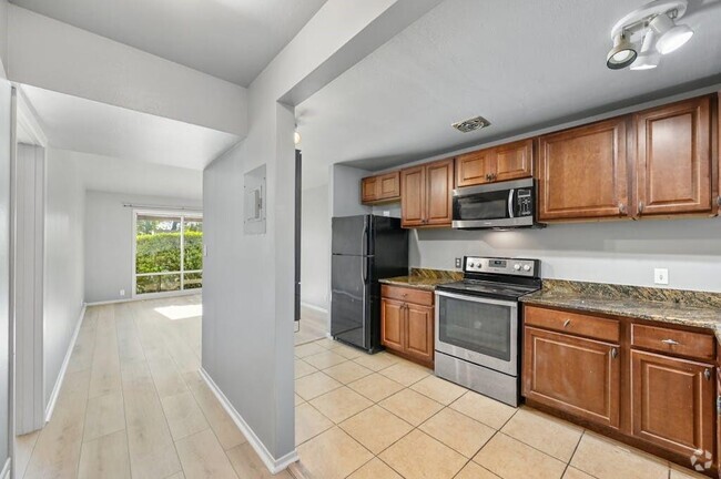 Building Photo - 5320 Balcones Dr Unit D Rental