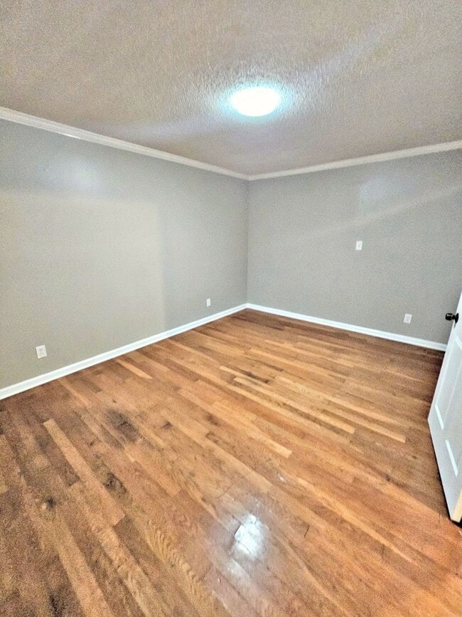 Photo - 3BR TOWNHOUSE FOR RENT - DECATUR SW