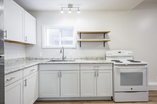 Photo - 361 Broadway Unit 3