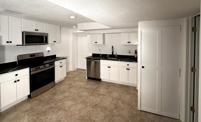 Photo - 7809 Dover Dr