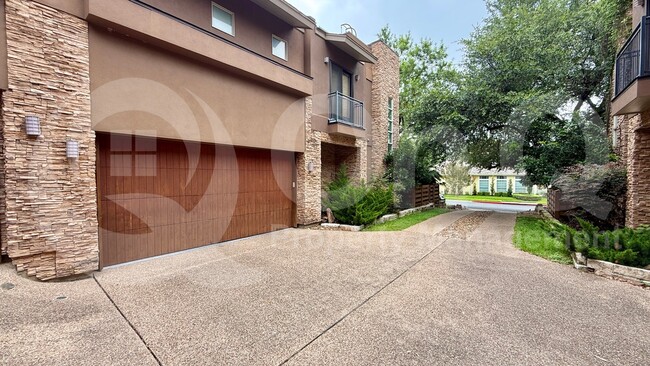 Photo - 2502 Kinney Rd