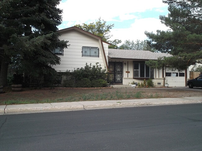 Building Photo - 4602 La Cresta Dr Rental