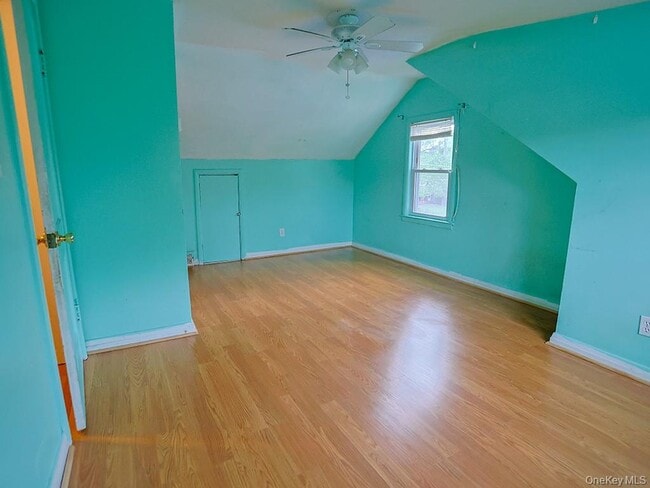 Photo - 68 Weaver St