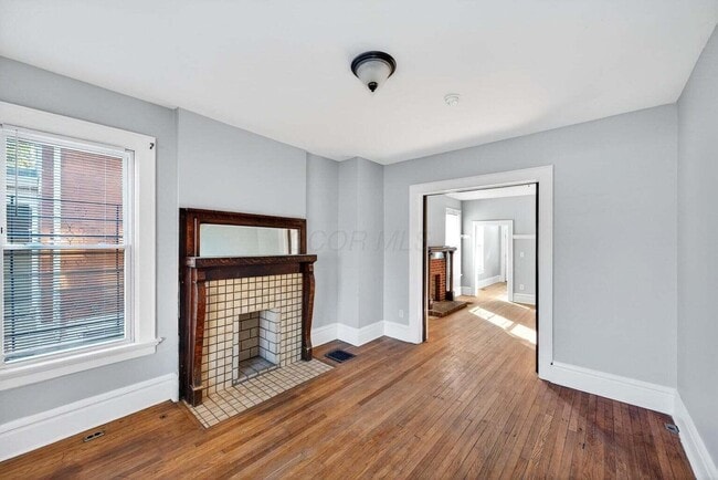 Photo - 1621 E Main St