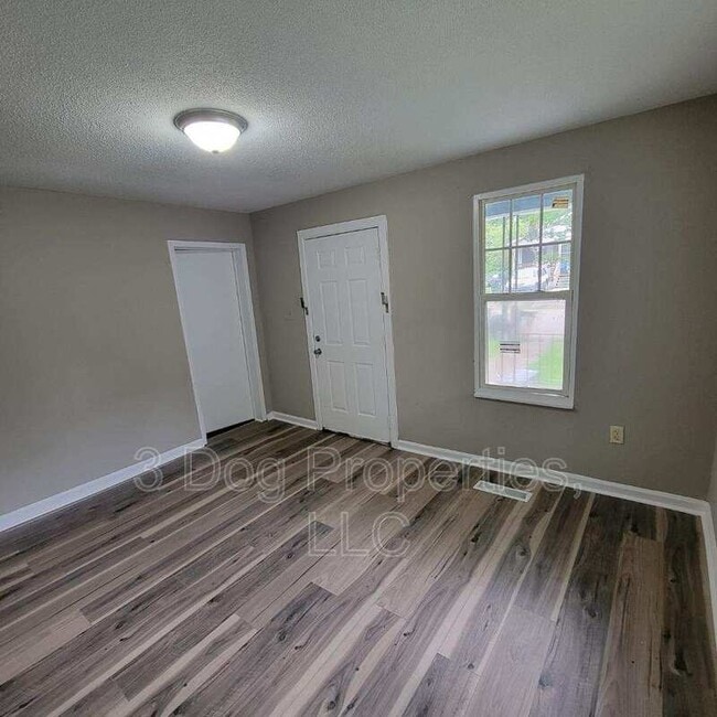 Photo - 1409 Bradt St