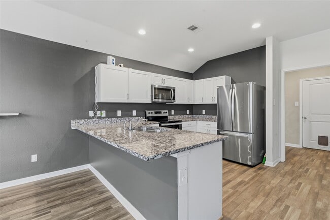 Photo - 111 Bering Dr