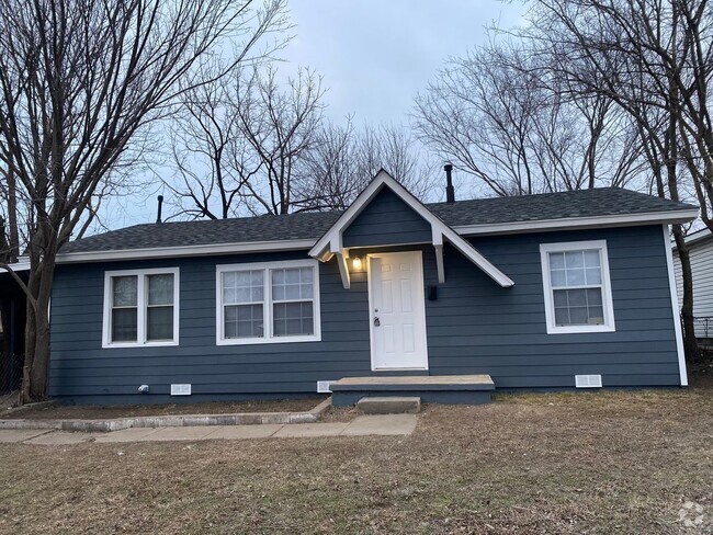 Building Photo - 3 Bedroom Home in North Tulsa