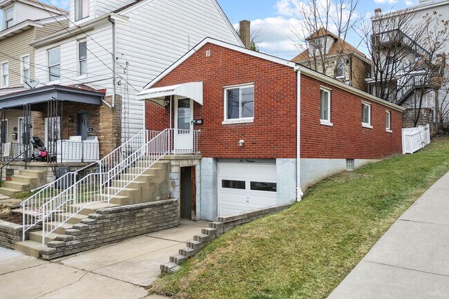 Photo - AVAILABLE NOW! Check out STUNNING 2-bedroom / 1.5 bath in Avalon, ready for immediate move-in!