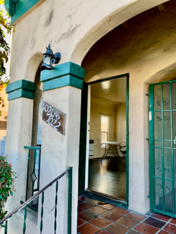 Photo - 1022 W 64th St