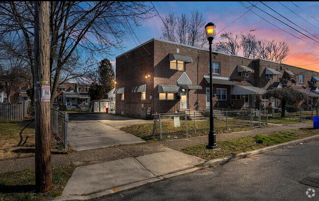 Building Photo - 226 Powelton Ave Rental