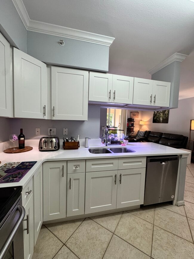 Photo - 6556 Emerald Dunes Dr Unidad 205