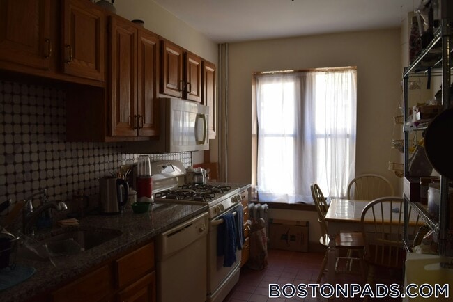 Photo - 448 Park Dr Unit 2