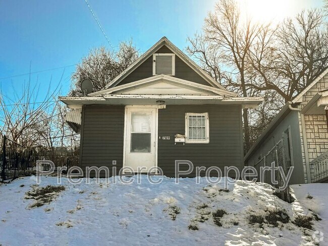 Building Photo - 709 Tenny Ave Rental