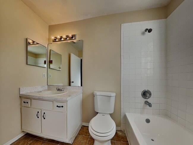 Photo - 11102 River Grove Dr