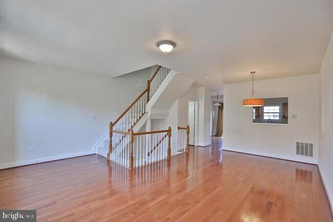 Photo - 14214 Beddingfield Way