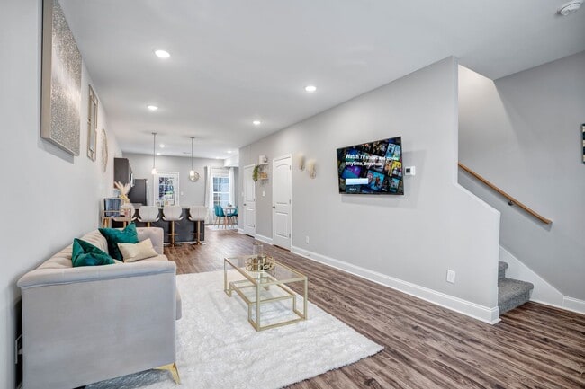 Photo - 541 New S Dr Unit 101