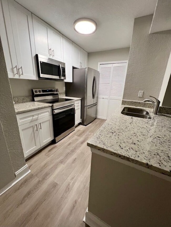 Photo - Available now! Newly updated 1/1 in Waterf...