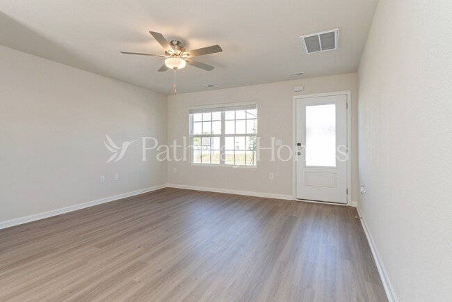 Photo - 6248 Lowe Ln