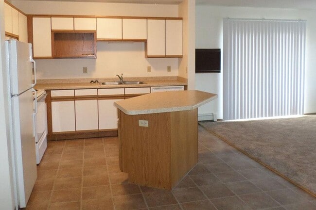 Photo - GRAY GABLES OF ALBERT LEA