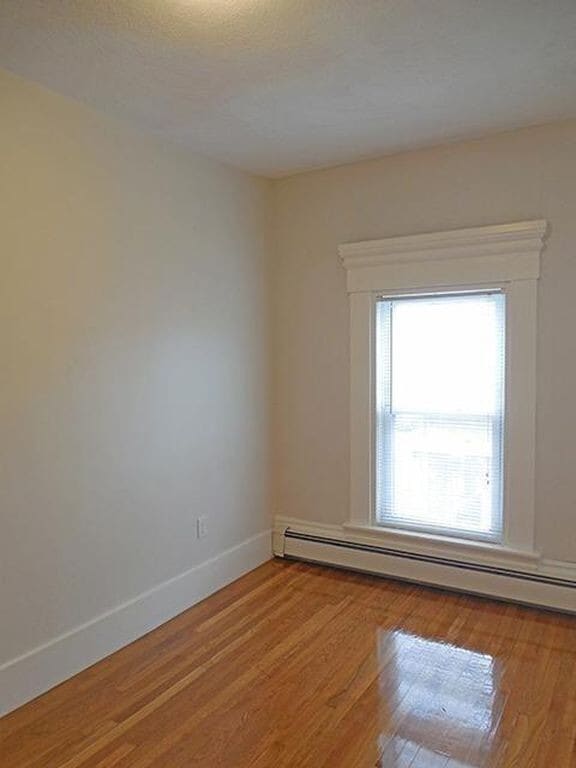 Building Photo - 17 Webster St Unit 2