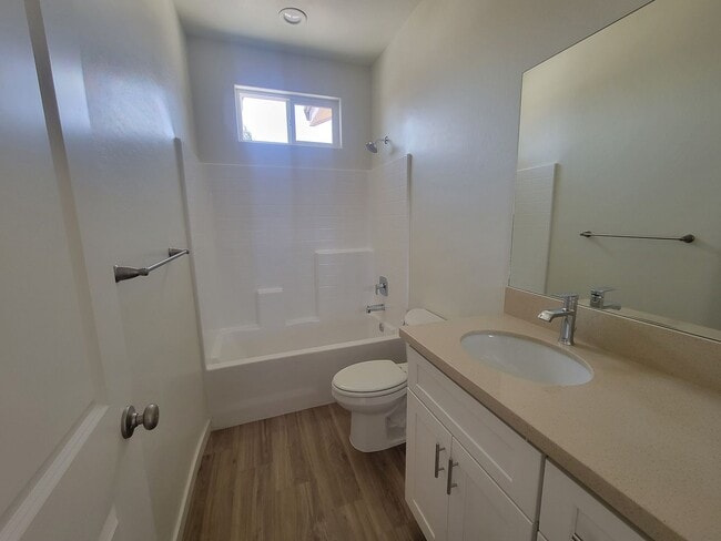 Photo - 8414 Grandy St Unidad 8414 Grandy St  A