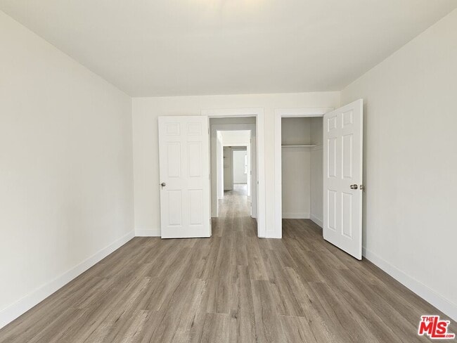 Photo - 138 N Kingsley Dr