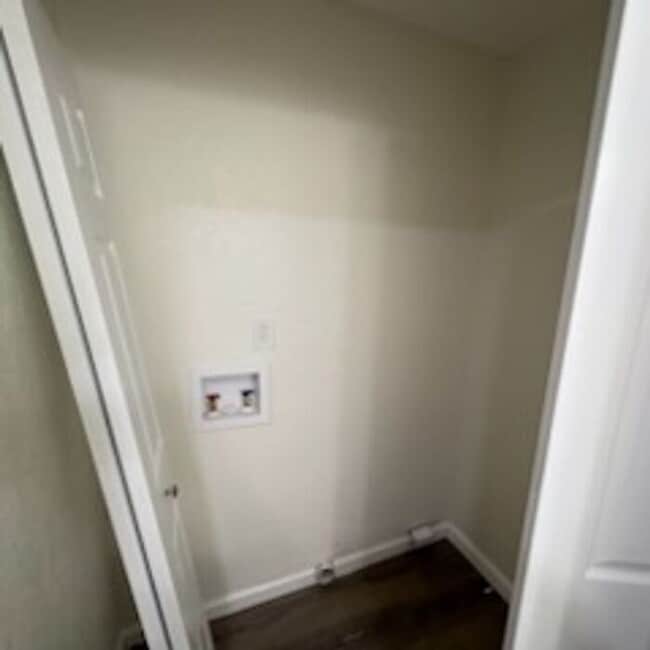 Photo - Beautiful newly remodeled 2/1 apartment!