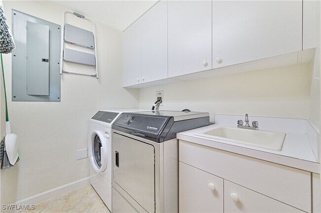 Building Photo - 300 Dunes Blvd Unit 905 Rental