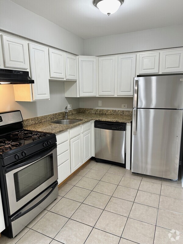 Building Photo - 8424 W 87th St Unit Apt 3A