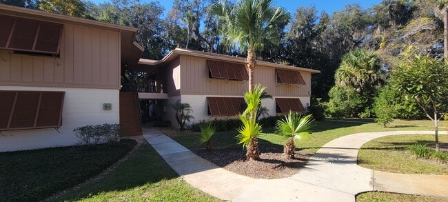 100 Sweetgum Woods Ct Unit 8D