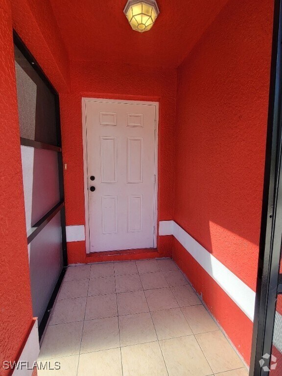 Building Photo - 612 East 12th Street Rental