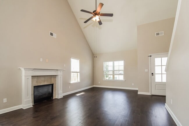 Photo - 3596 Sabra Ln