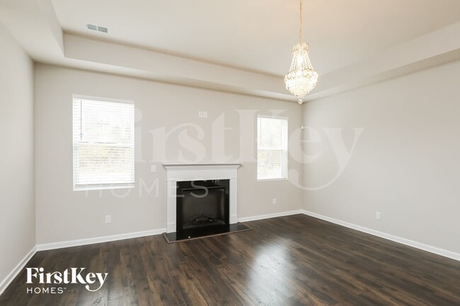 Photo - 917 Harmonyview Dr