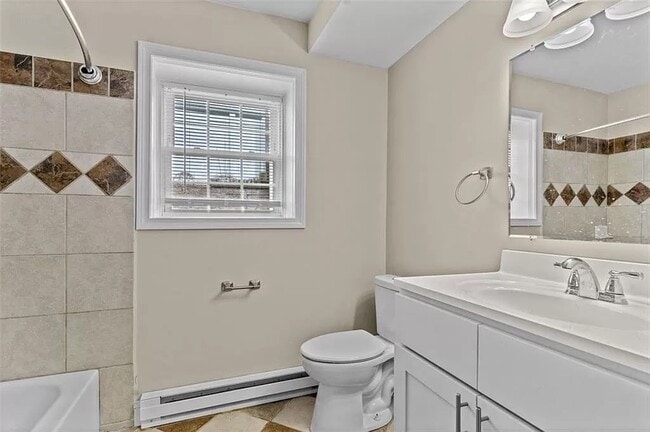 Photo - 23 Vaughan St Unit 1