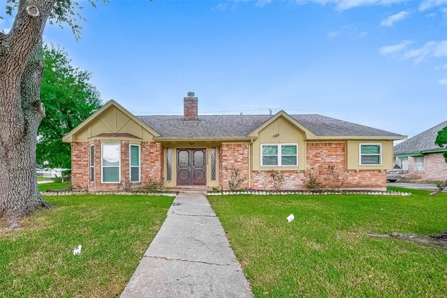 Building Photo - 13022 Naples Ln Rental