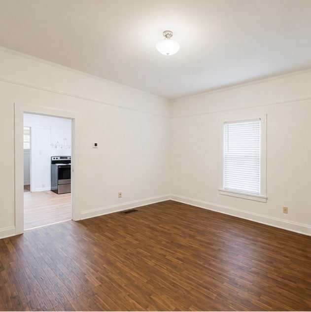 Photo - 204 G St