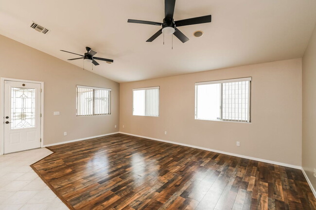 Photo - 6152 S Hidden Hill