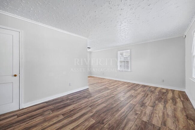 Photo - A MUST SEE !!!! FULLY RENOVATED AND SECTION 8 WELCOMED !!!!!