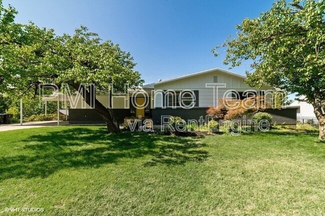 Photo - 953 N Compton Rd Casa
