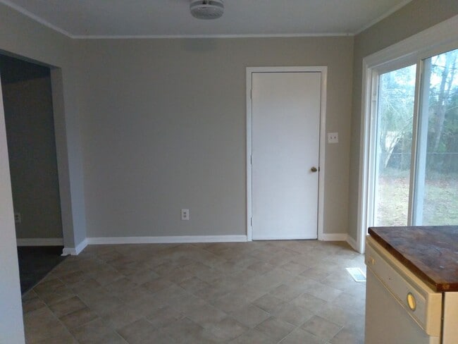 Photo - 309 Tall Pine Rd