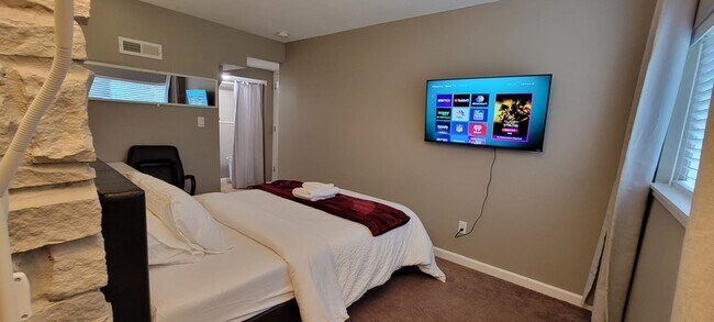 Photo - 1803 N 200th St