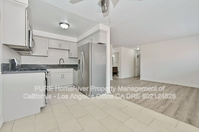 1538 W 205th St