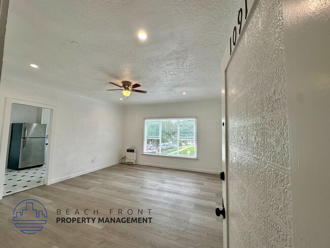 2214 S. Leland St.