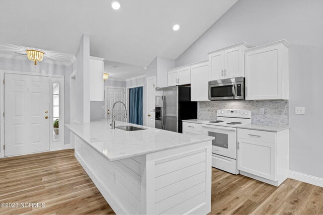 Photo - 310 Citation Ln